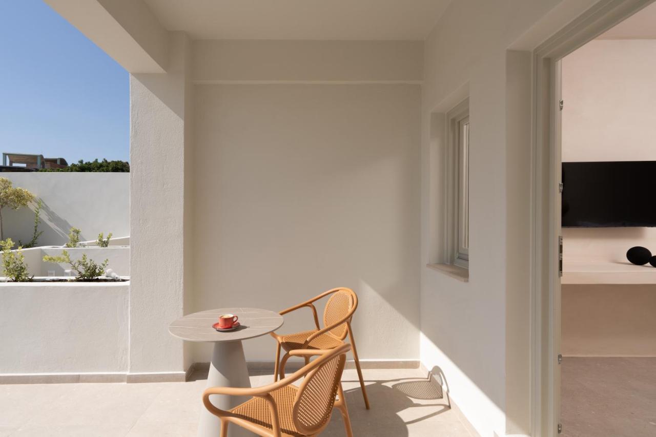 Acanthus Oia-Private Hot Tub Suites Exterior foto